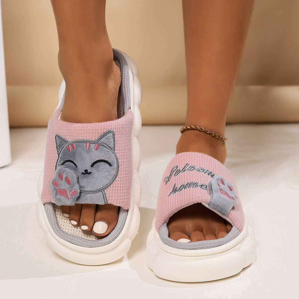 Cute Cartoon Kitten Slippers – Women’s Cozy Indoor Shoes